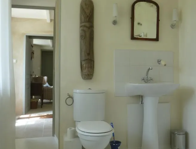 Carbonnelle Guest house *