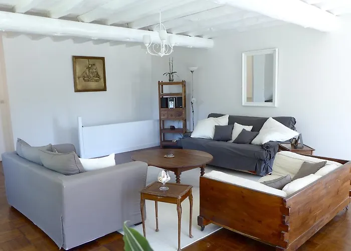 Carbonnelle Guest house Montgardon